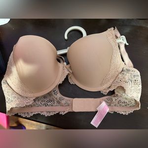 V.S bra